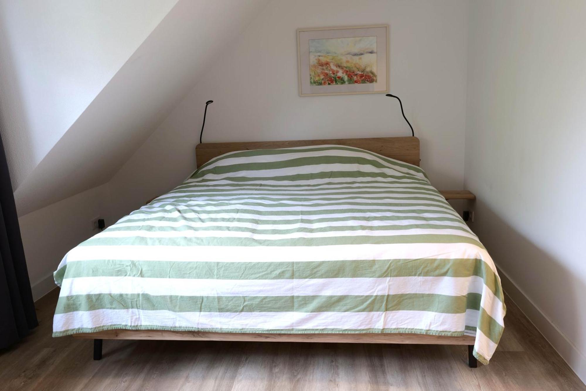Bed & Breakfast By Patty Nieuw-Amsterdam Exterior photo